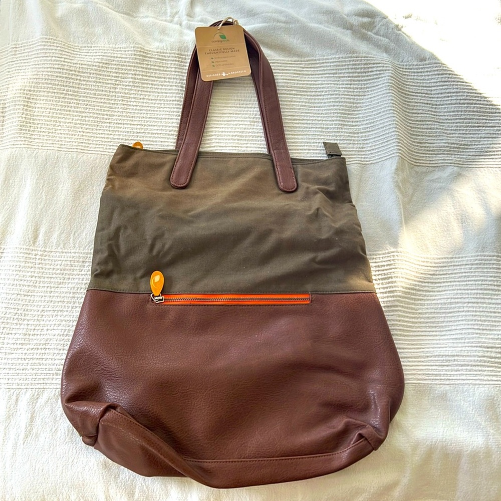 Canopy Verde convertible backpack